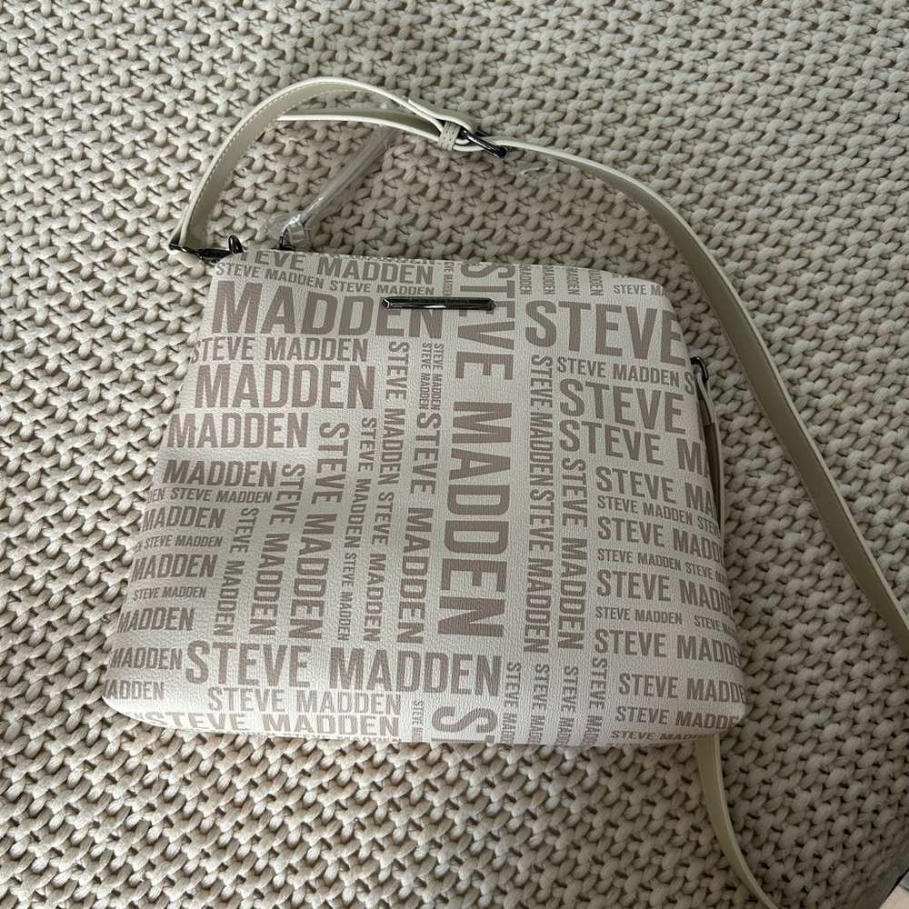 Steve Madden Logo Print Crossbody Bag in Cream and Tan